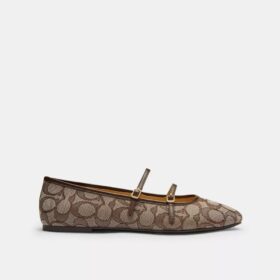 Mary-Janes mit doppelter Schnalle aus charakteristischem Jacquard