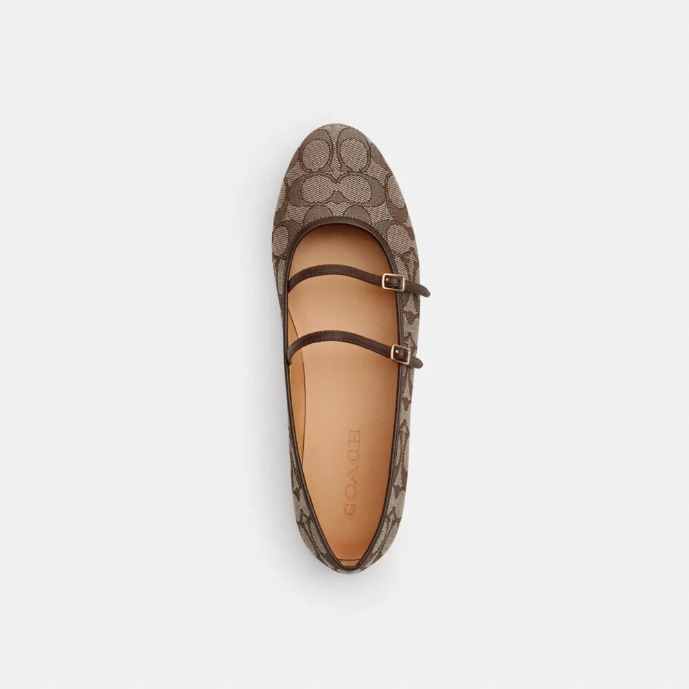 Mary-Janes mit doppelter Schnalle aus charakteristischem Jacquard