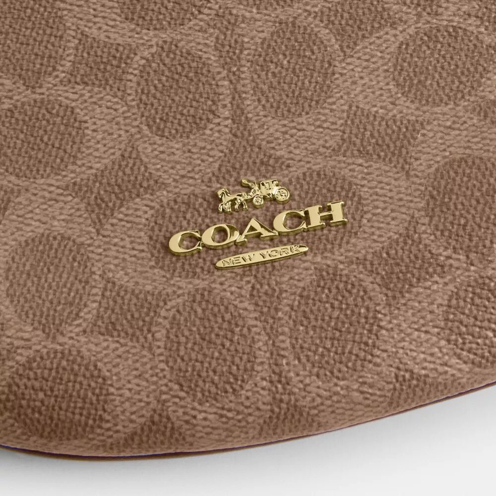 Mini-Payton-Tasche aus Signature Canvas
