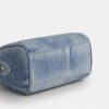 Mini-Rowan-Umhängetasche aus „Loved Denim“ mit Anhängern