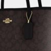 Mittlere City-Tote-Bag aus Signature Canvas