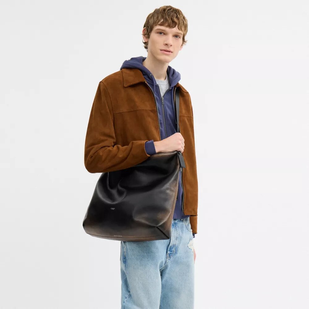 Mott-Messengertasche aus „Loved“-Leder