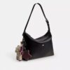 Mott-Umhängetasche 38 aus Used-Leder mit Anhängern