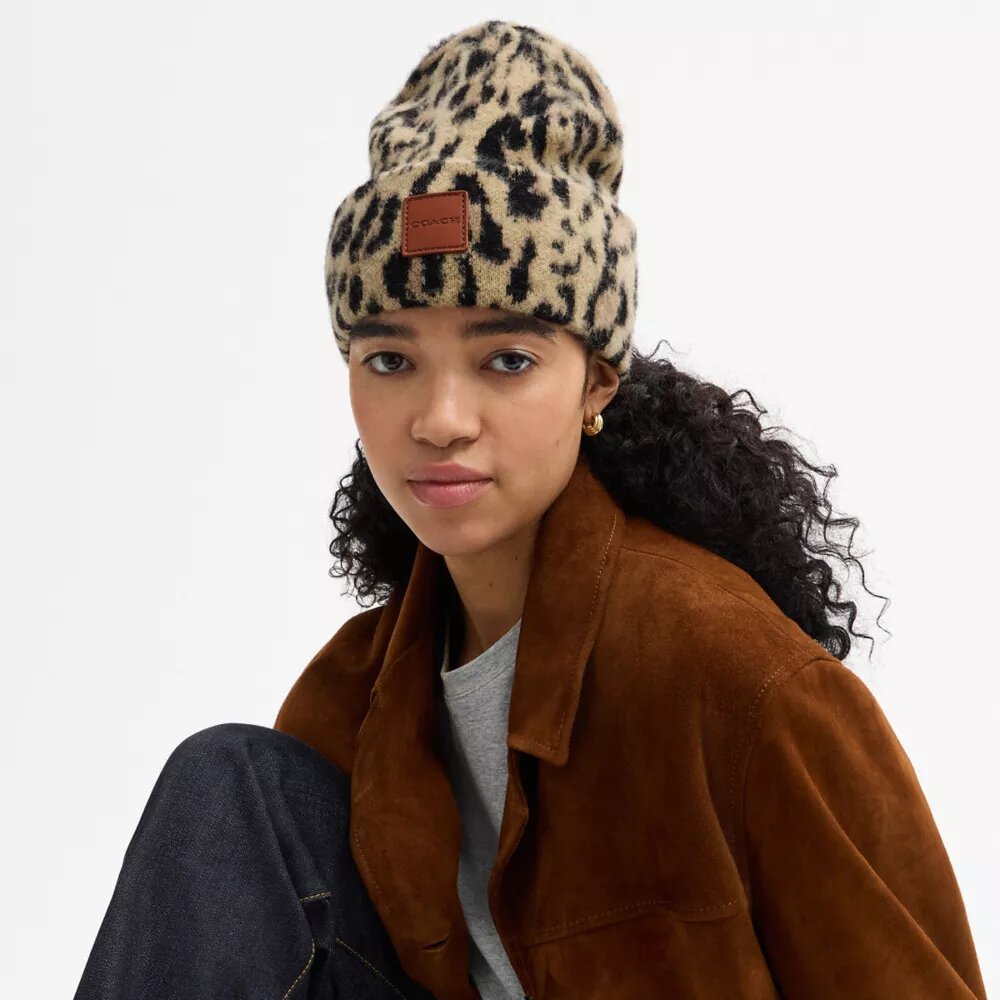 Mütze mit Leopardenmuster