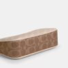 Nolita 19 aus „Blocked Signature Canvas“