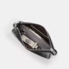 Nolita 19 aus Signature-Leder mit Herz-Anhänger