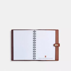 Notizbuch aus Signature Canvas mit „Holiday Train“-Motiv