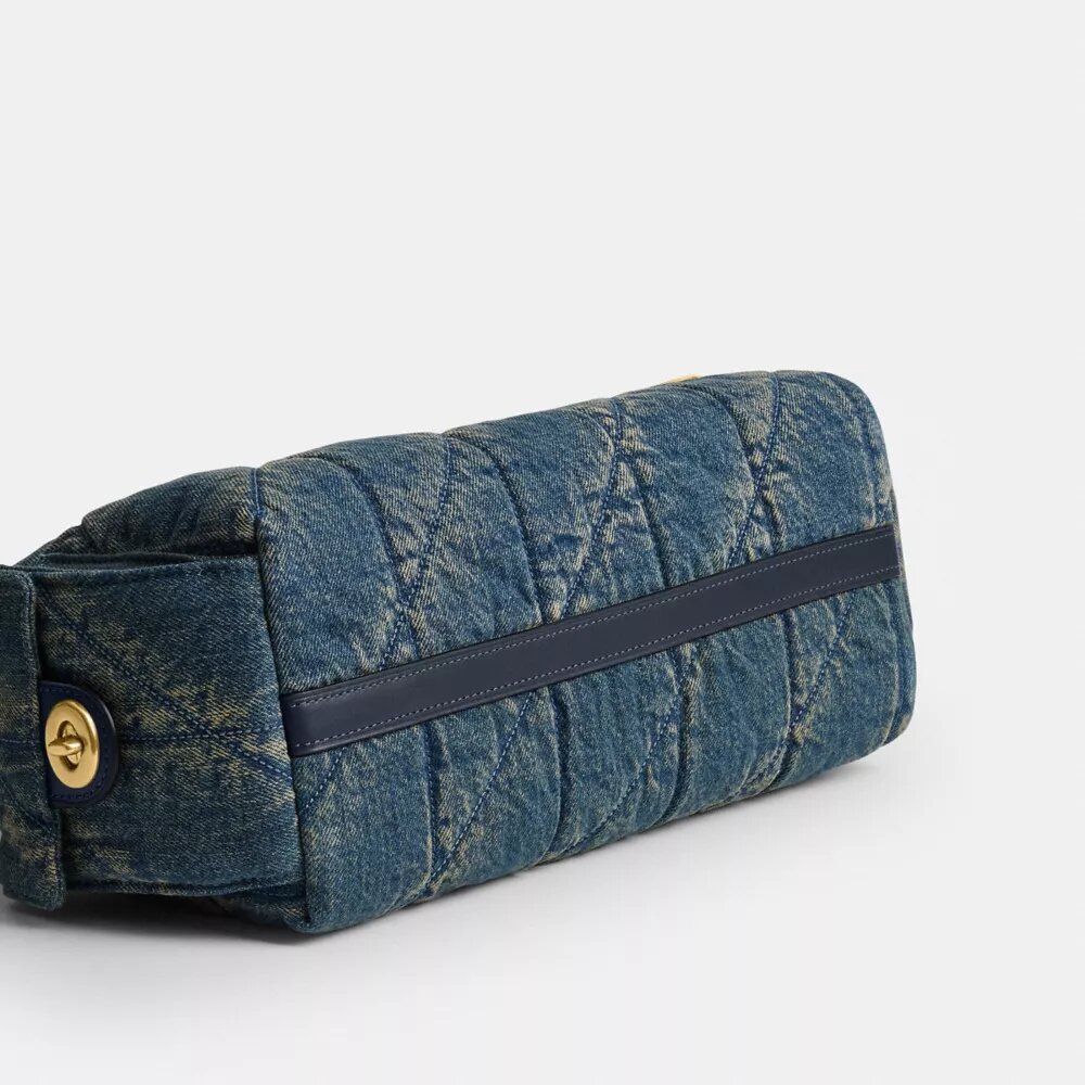 Pocket Juliet Tasche 30 aus regenerativer Baumwoll-Denim-Mischung mit Steppung