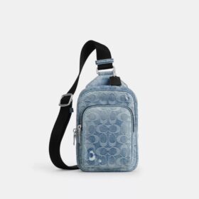 Racer Sling Pack aus „Loved“ Signature-Denim