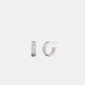 „Repeated C“-Huggie-Ohrringe