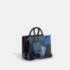 Rogue-Taschen mit Patchwork aus wiederverwertetem Denim