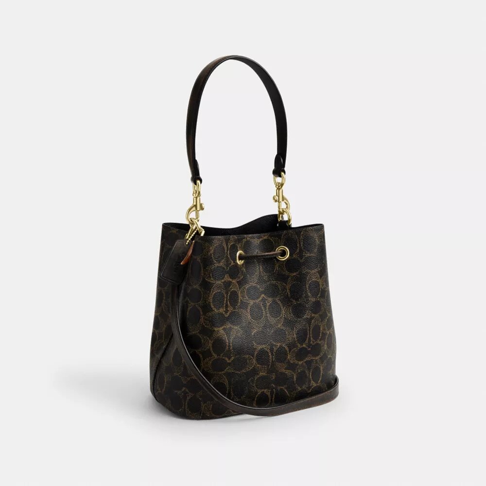 Rowan-Beuteltasche aus „Loved“ Signature Canvas mit Anhängern
