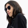 Runde Sonnenbrille aus strukturiertem Metall