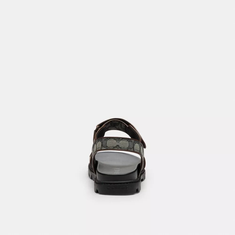 Sandale mit zwei Riemen im charakteristischen Jacquard-Muster