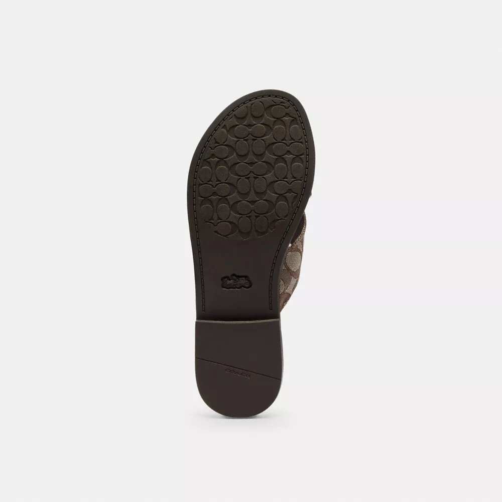Sandalen mit gekreuzten Riemen und Schnalle aus charakteristischem Jacquard