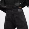 Schwarze Taper-Jeans aus Bio-Baumwolle