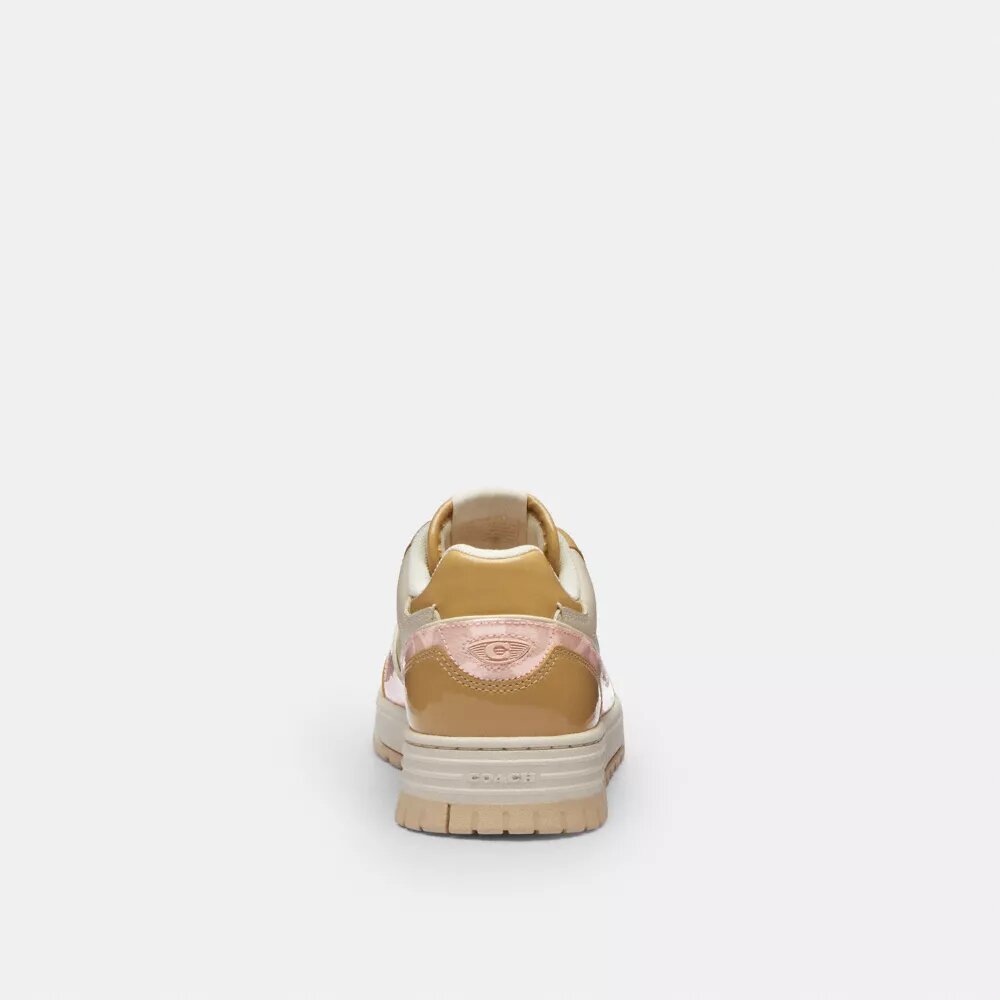 Soho-Sneaker mit charakteristischem Lackleder