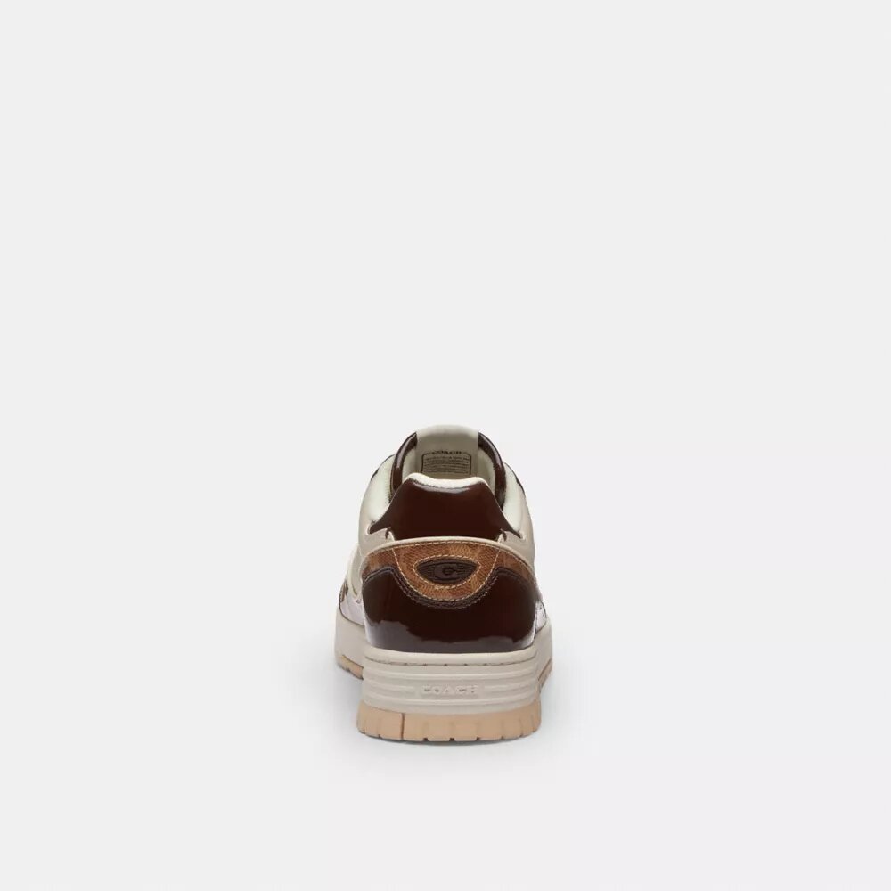 Soho-Sneaker mit charakteristischem Lackleder