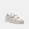 Soho-Sneaker mit zwei Riemen