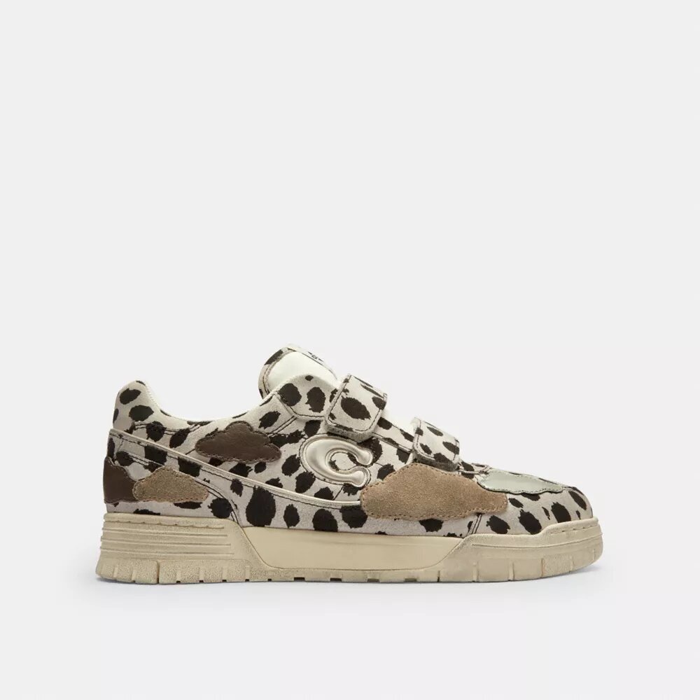 Soho-Sneaker mit zwei Riemen und Wolkenmotiv