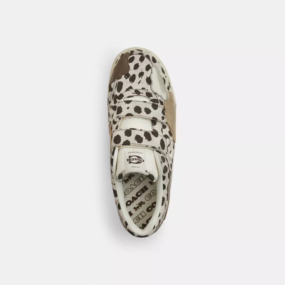 Soho-Sneaker mit zwei Riemen und Wolkenmotiv
