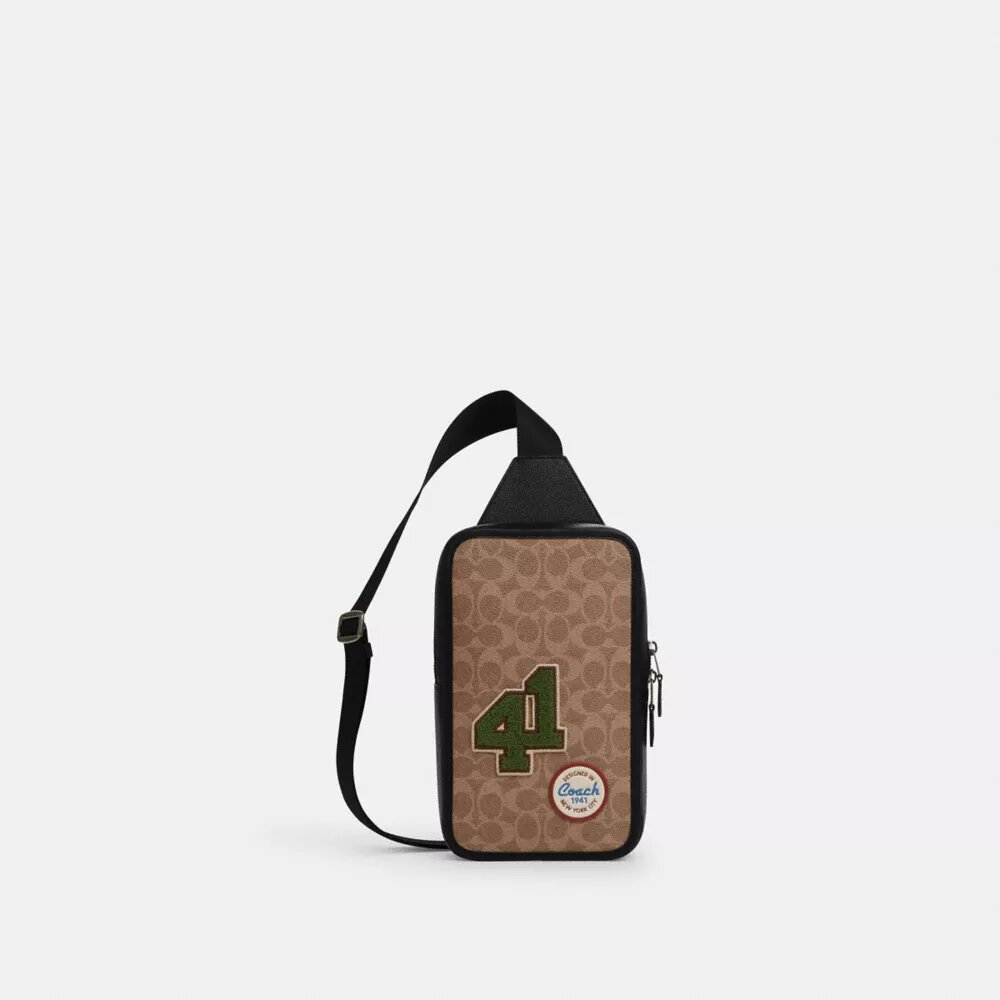 Sullivan-Rucksack aus Signature Canvas mit Aufnähern