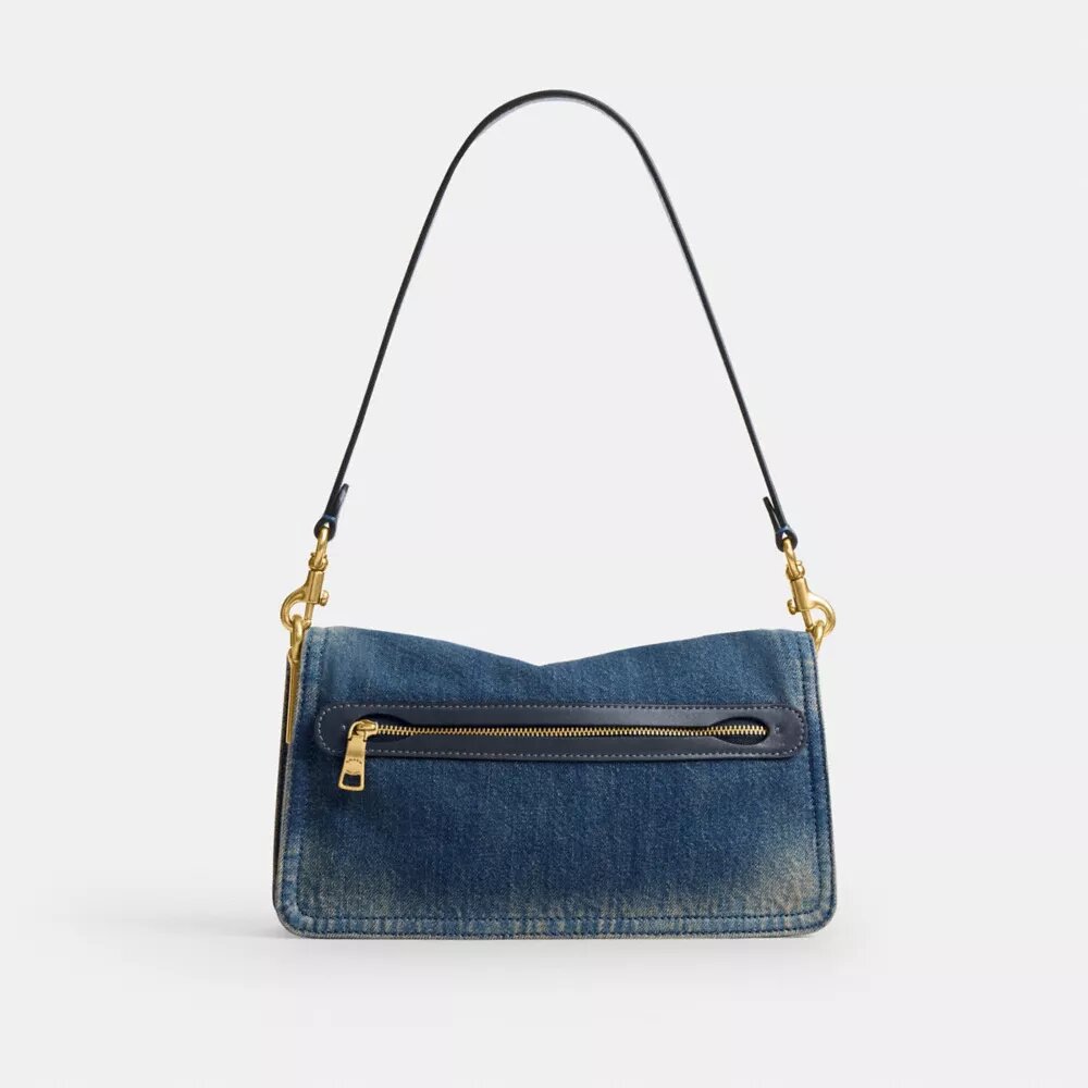 Tabby-Schultertasche 26 aus regenerativem Baumwoll-Denim