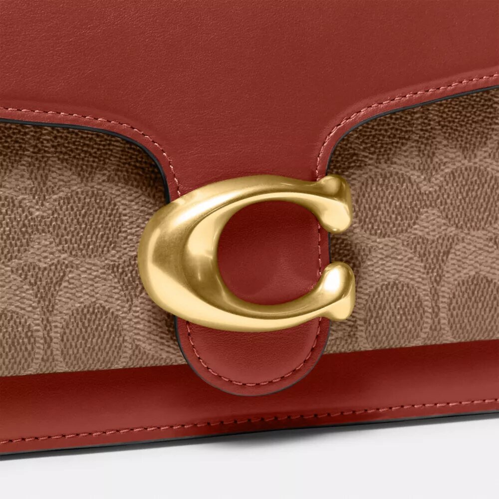 Tabby-Schultertasche 26 aus Signature Canvas