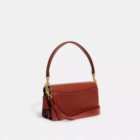 Tabby-Schultertasche 26 aus Signature Canvas