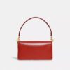 Tabby-Schultertasche 26 aus Signature Canvas