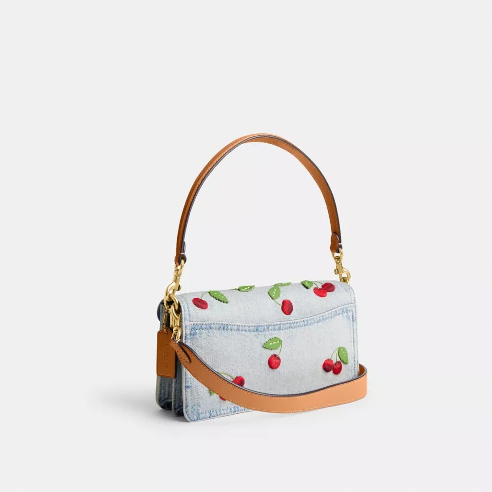 Tabby-Schultertasche 26 mit Kirschstickerei