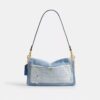 Tabby-Schultertasche 26 mit Patchwork aus wiederverwertetem Denim