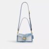 Tabby-Schultertasche 26 mit Patchwork aus wiederverwertetem Denim