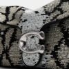 Tabby-Schultertasche 26 mit perlenverziertem Schlangenmotiv