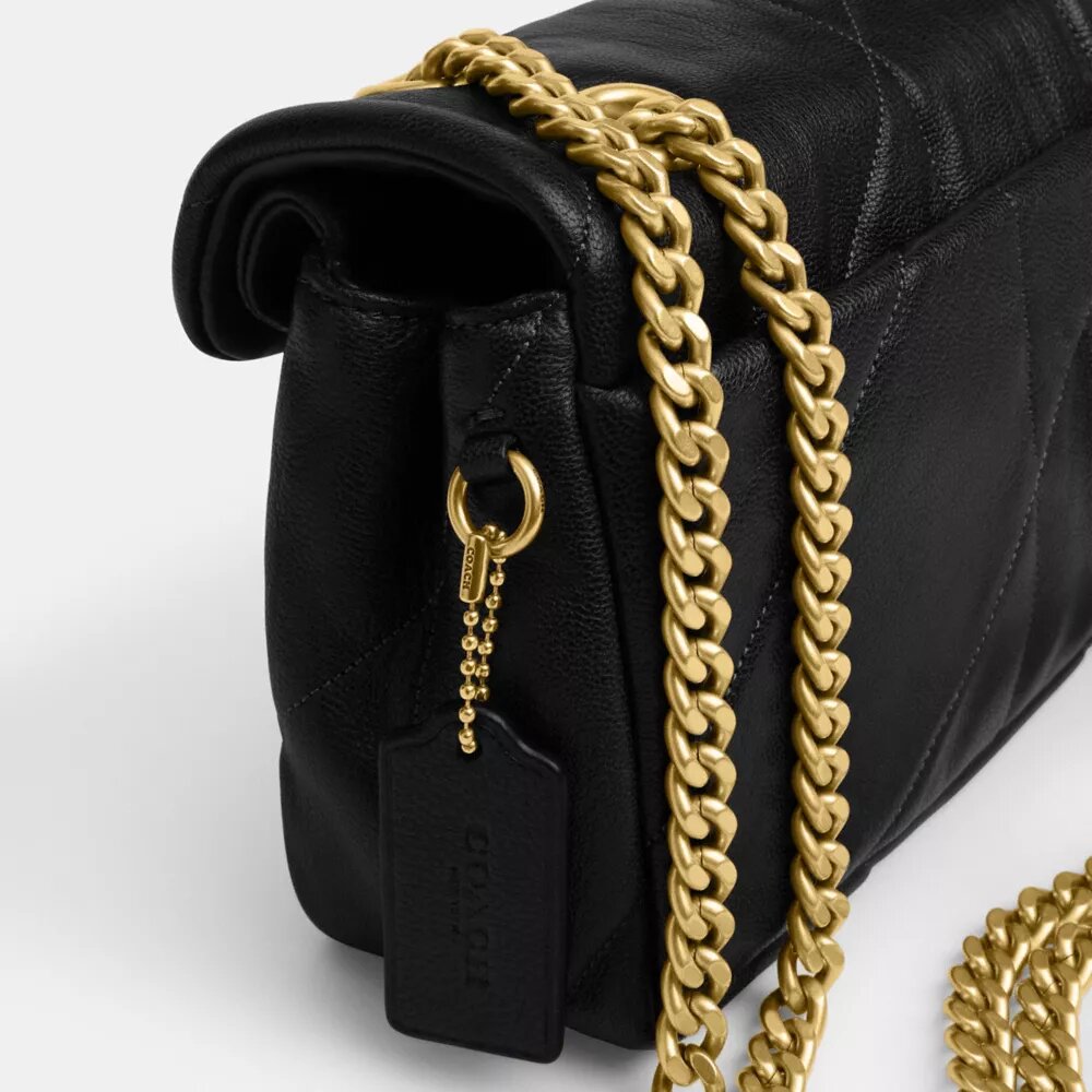 Tabby-Schultertasche 26 mit Steppung