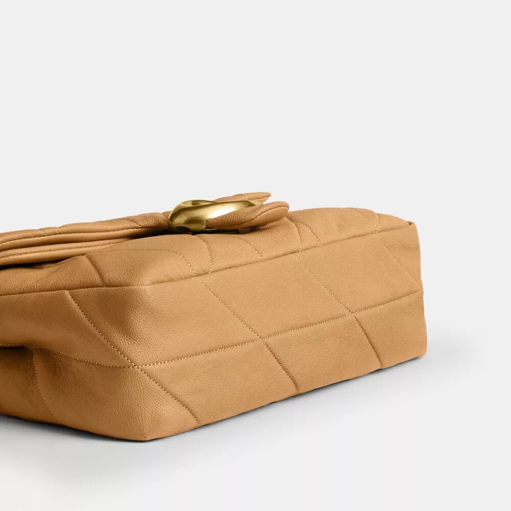 Tabby-Schultertasche 26 mit Steppung