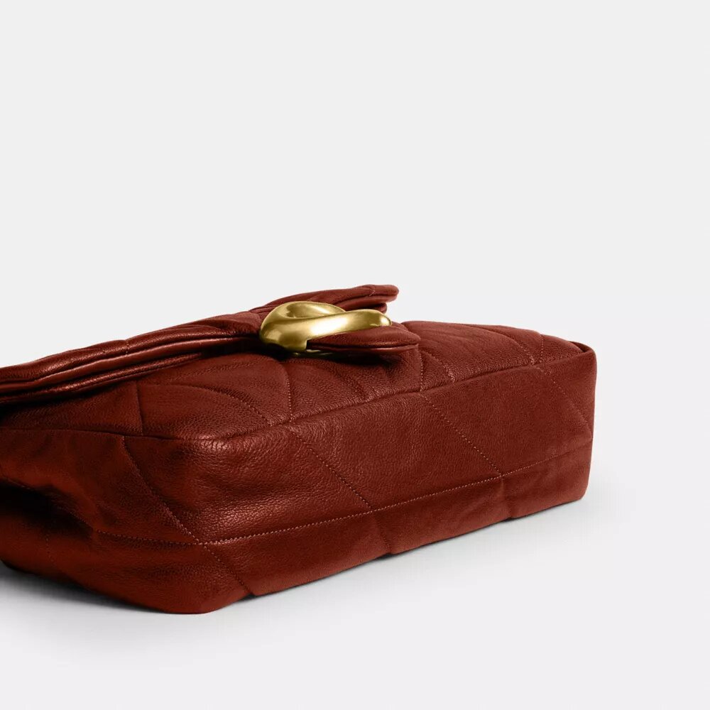 Tabby-Schultertasche 26 mit Steppung