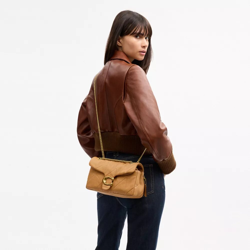 Tabby-Schultertasche 26 mit Steppung