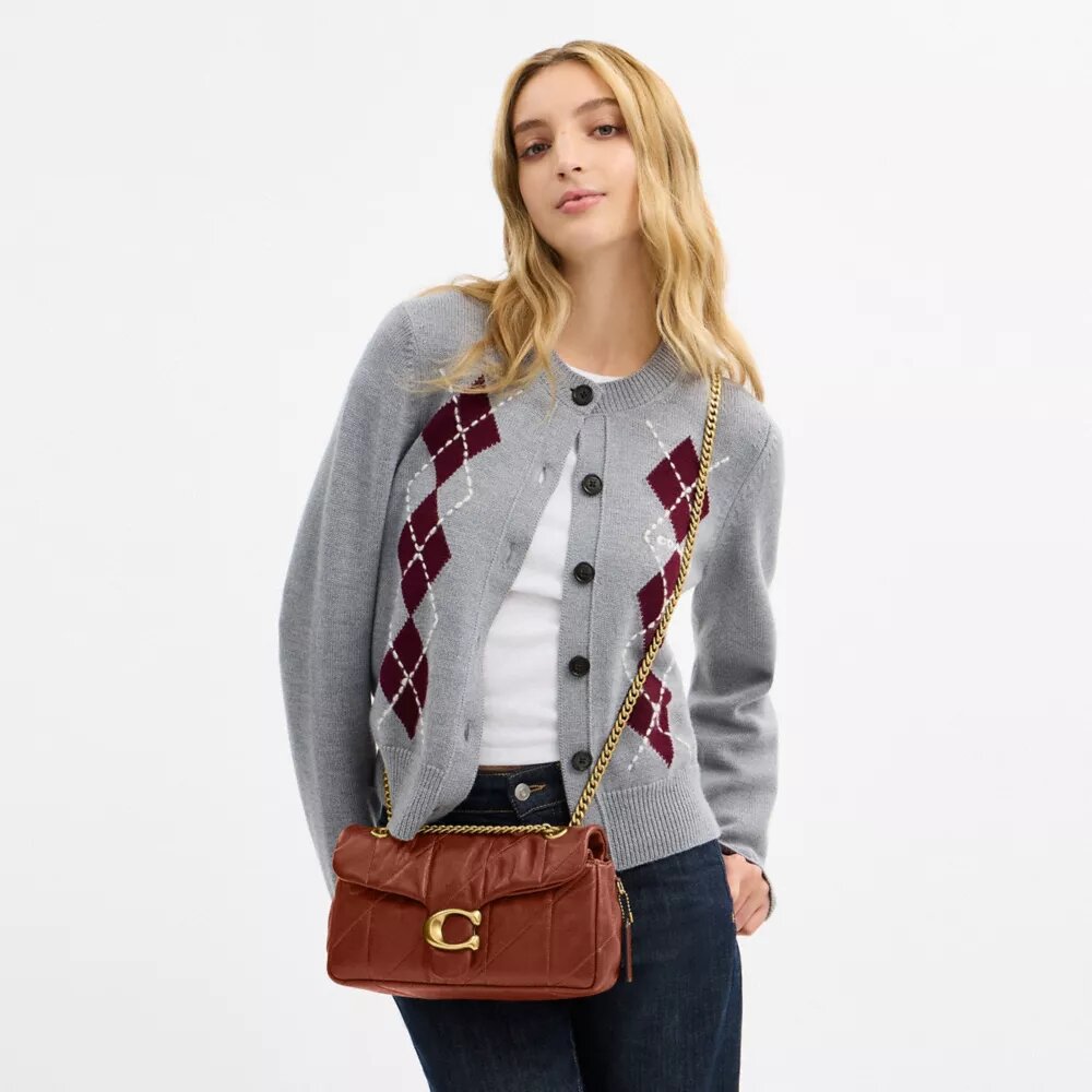 Tabby-Schultertasche 26 mit Steppung