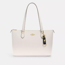 Taschenanhänger mit Druckknopfverschluss
