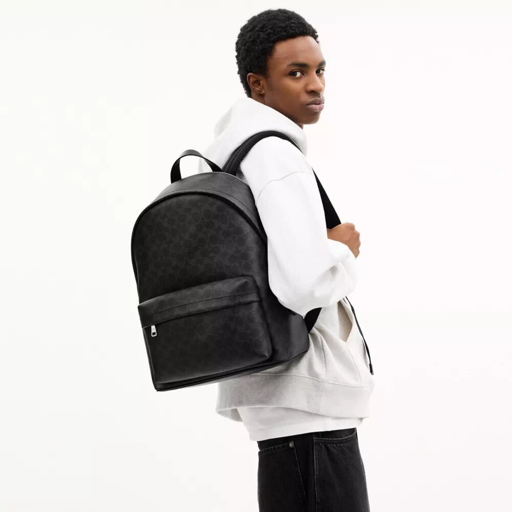 Taylor-Rucksack aus Signature Canvas