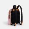Taylor-Rucksack in kleiner Ausführung aus Signature Canvas mit Anhängern