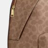 Taylor Small Rucksack aus Signature Canvas