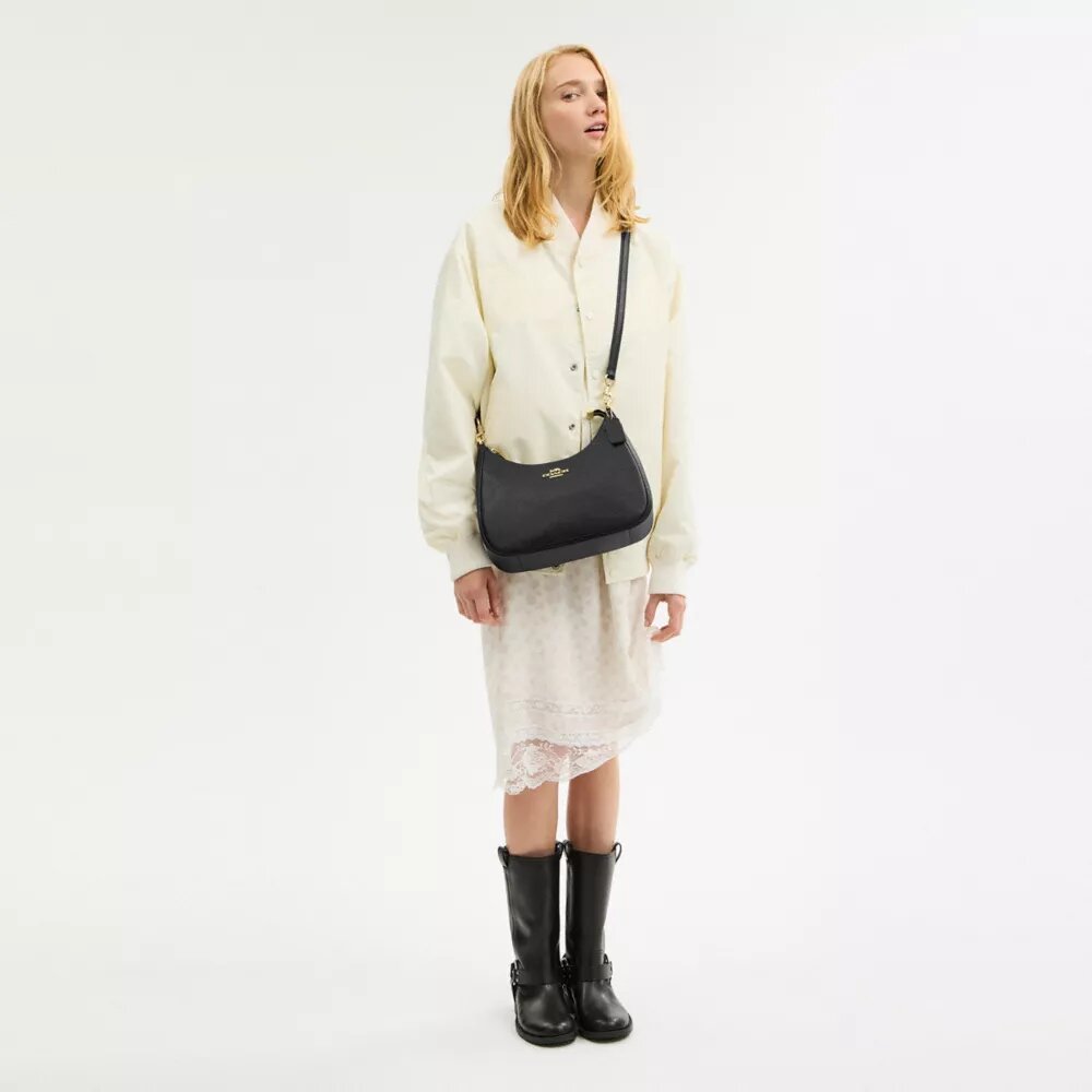 Teri Hobo-Tasche