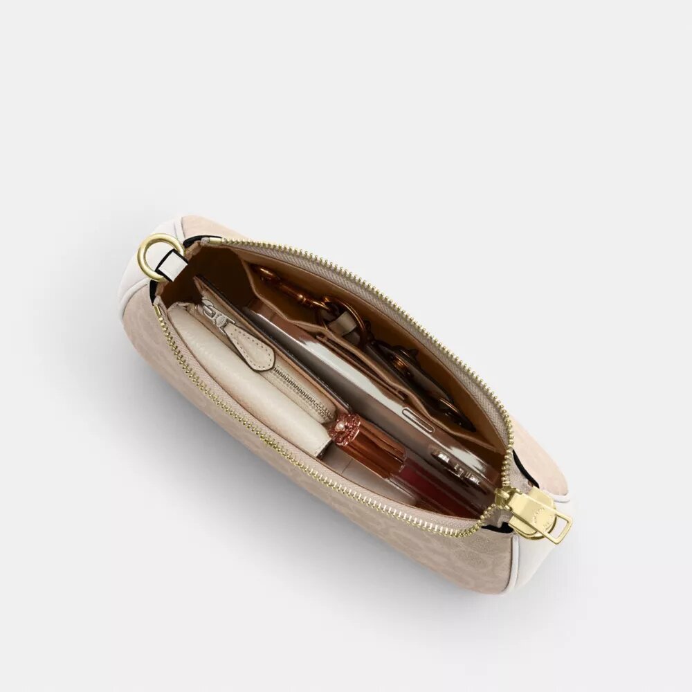 Teri-Schultertasche aus Signature Canvas