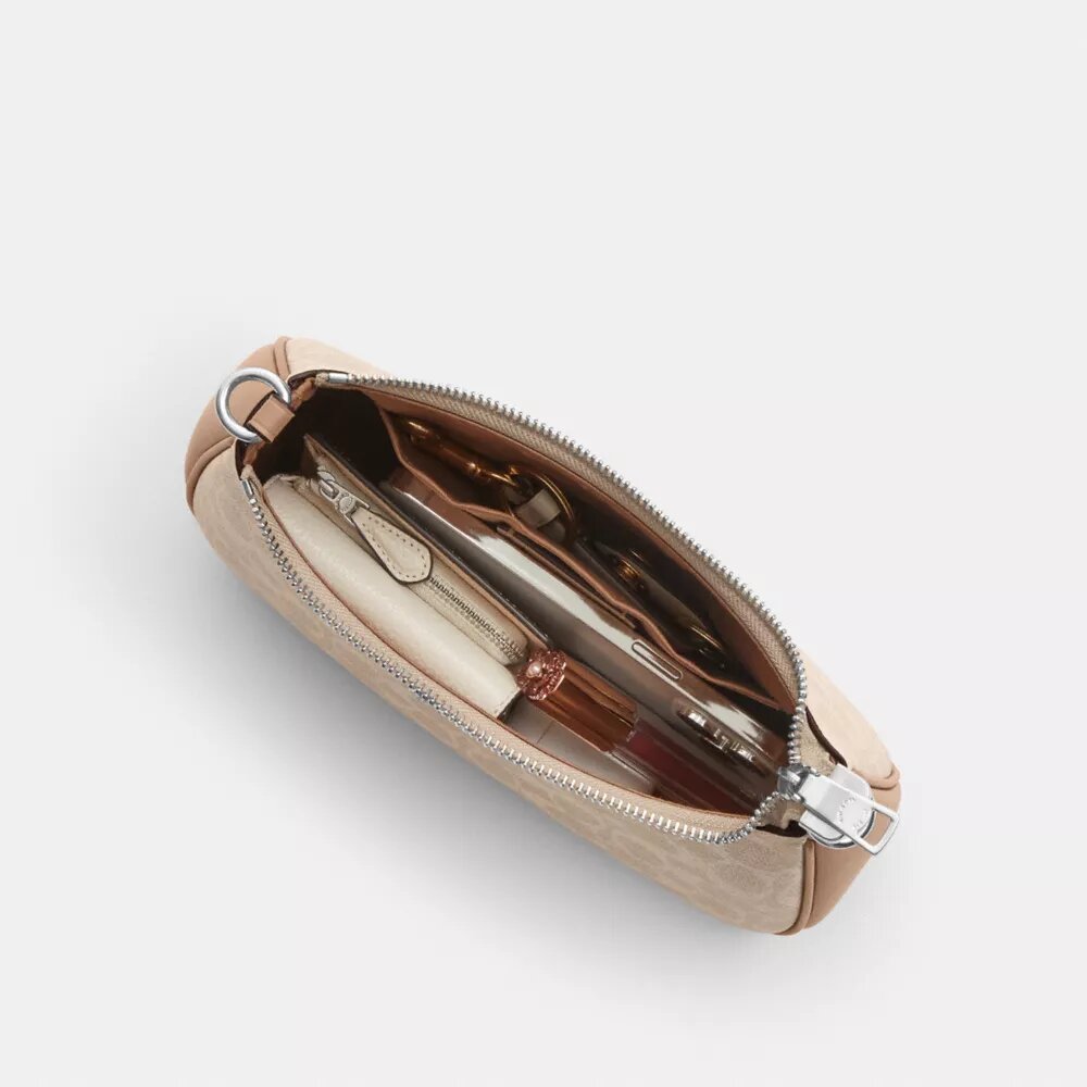 Teri-Schultertasche aus Signature Canvas