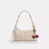 Teri-Schultertasche aus Signature Canvas