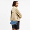 Teri-Schultertasche aus Signature-Denim