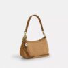 Teri-Schultertasche mit Anhänger