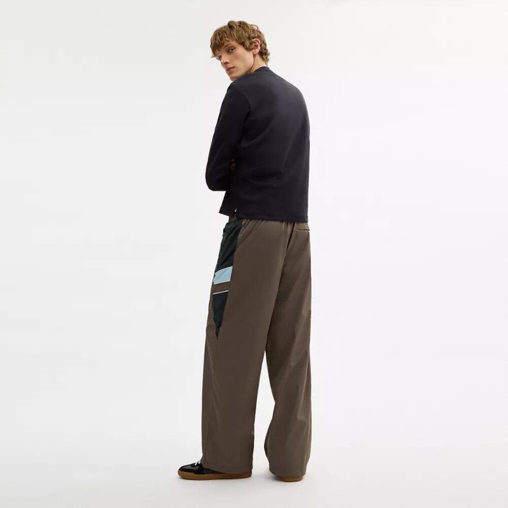 Trainingshose mit geradem Bein aus recyceltem Polyester
